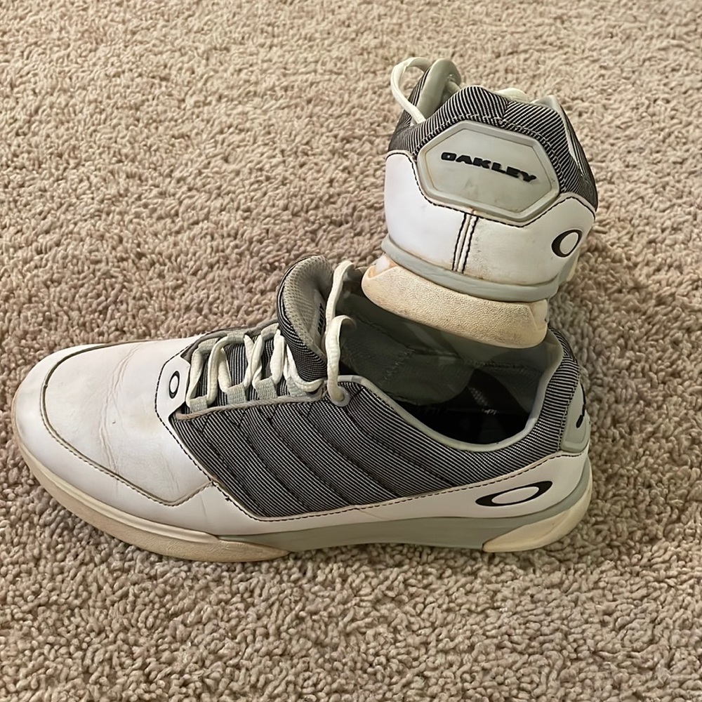 Oakley golf shoes